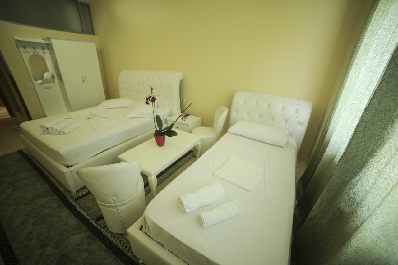 Hotel Arberia ติรานา ภายนอก รูปภาพ
